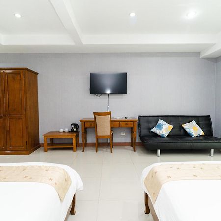 Baan Suan Khun Ta And Golf Resort Ubonratcsathani Kültér fotó