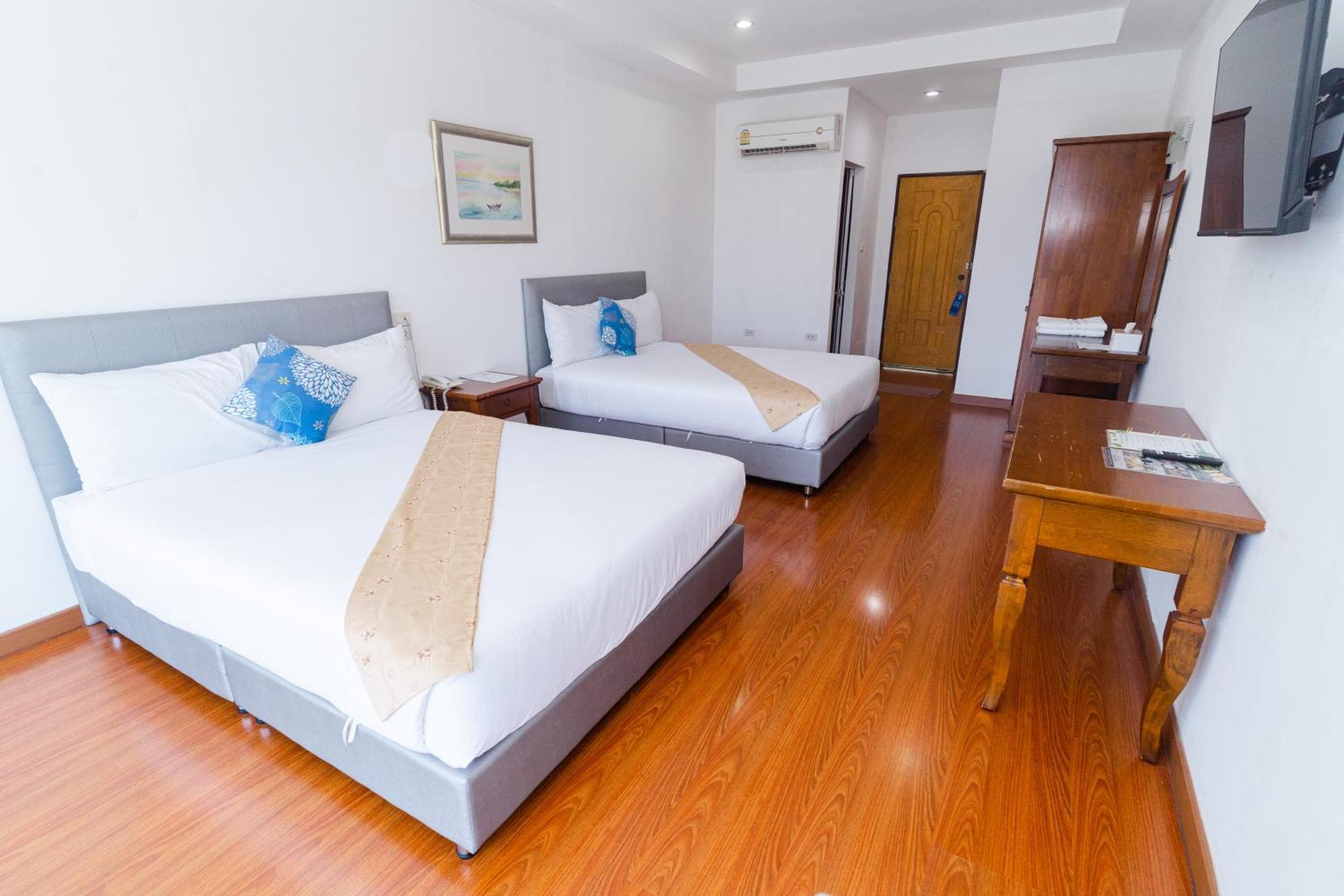 Baan Suan Khun Ta And Golf Resort Ubonratcsathani Kültér fotó