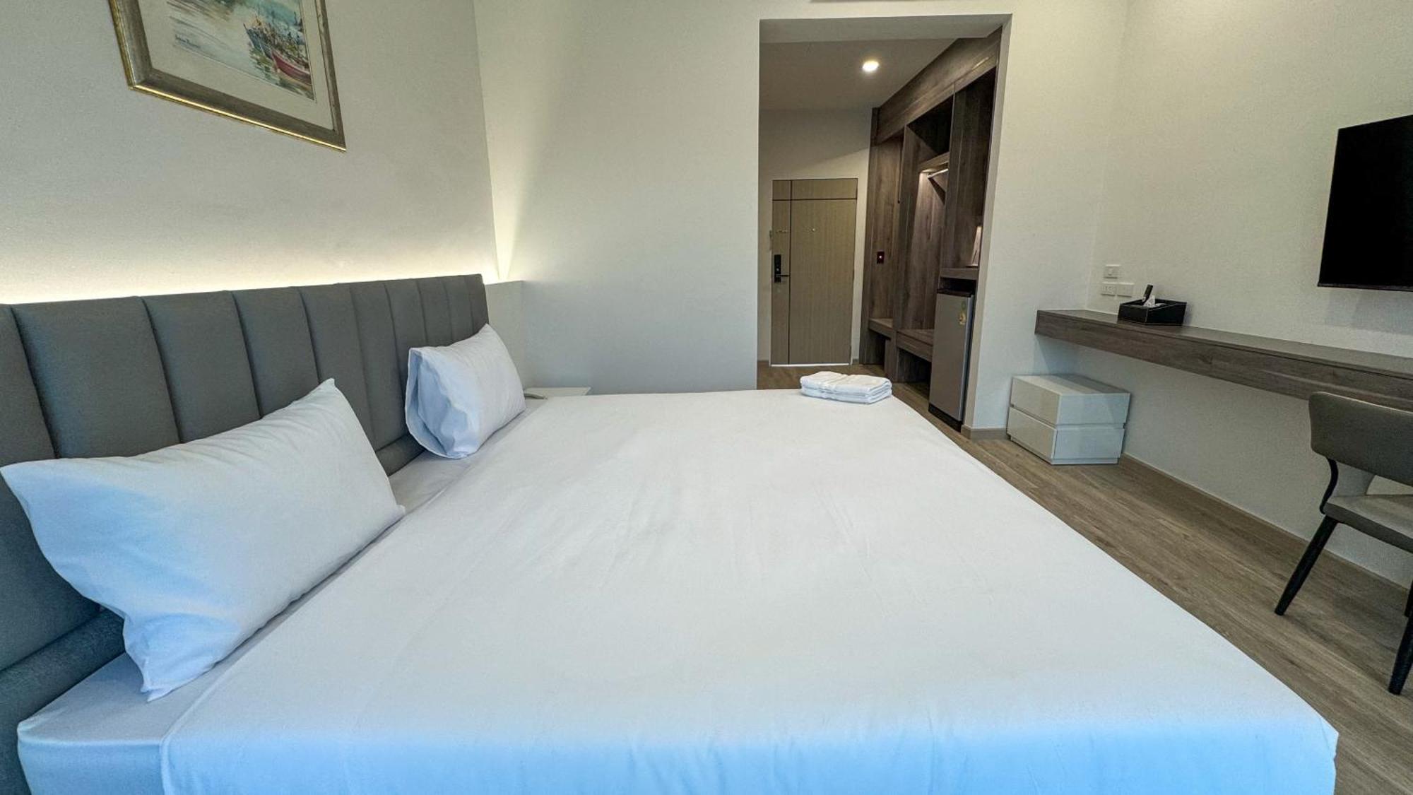 Baan Suan Khun Ta And Golf Resort Ubonratcsathani Kültér fotó